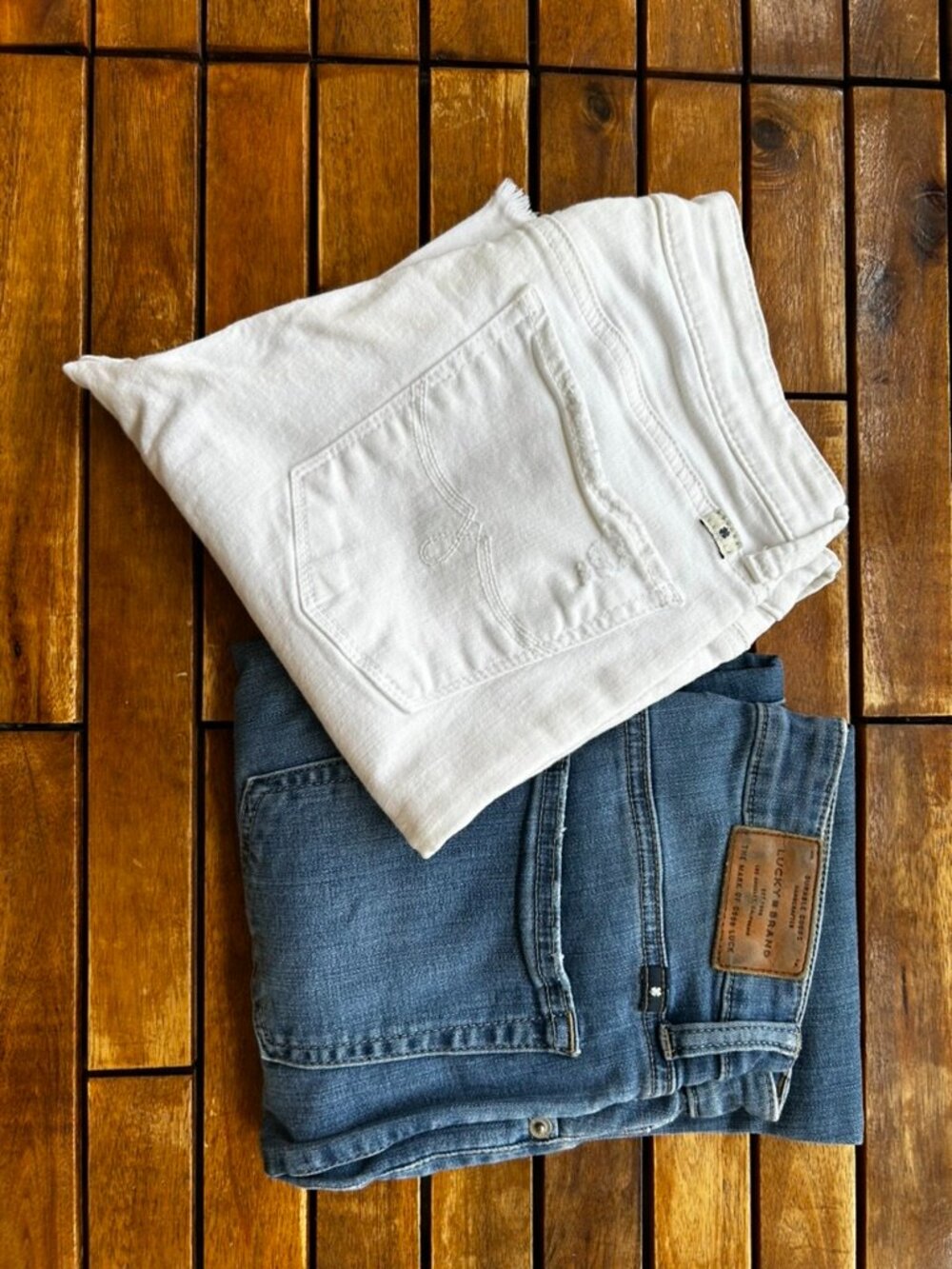 Bundle of 2 Lucky Brand Jeans